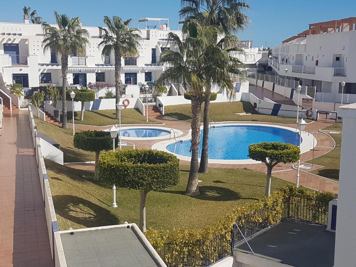 Апартаменты Apartamento La Perla Azul Мохакар Экстерьер фото